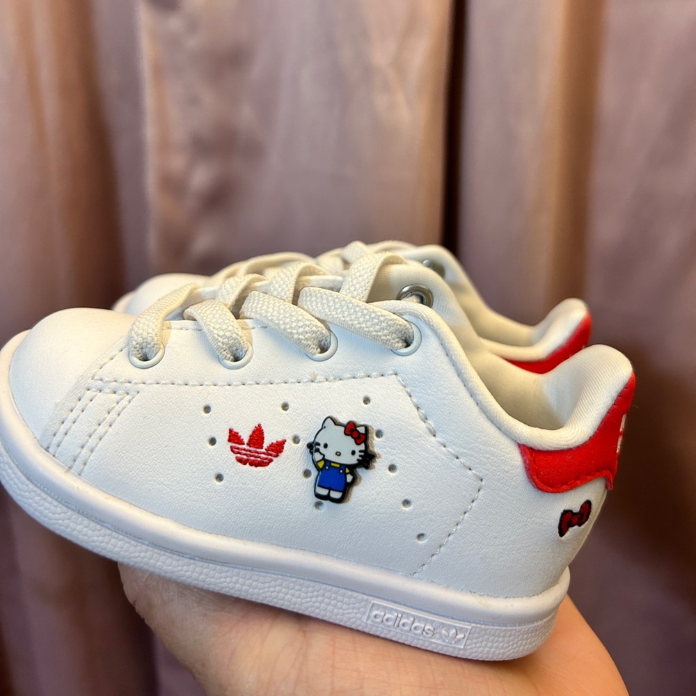 adidas Kids White Sneakers with Red Accents & Hello Kitty Charm